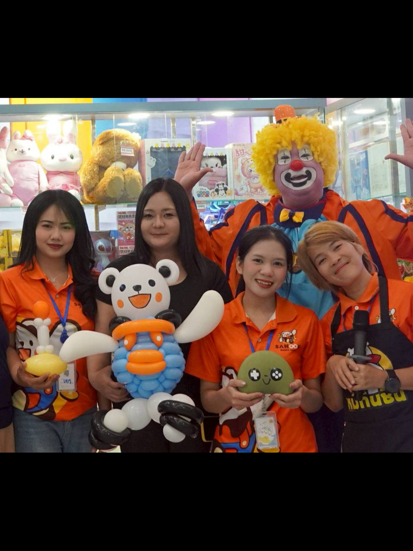 @Max Clown แชมป์บิดลูกโป่ง