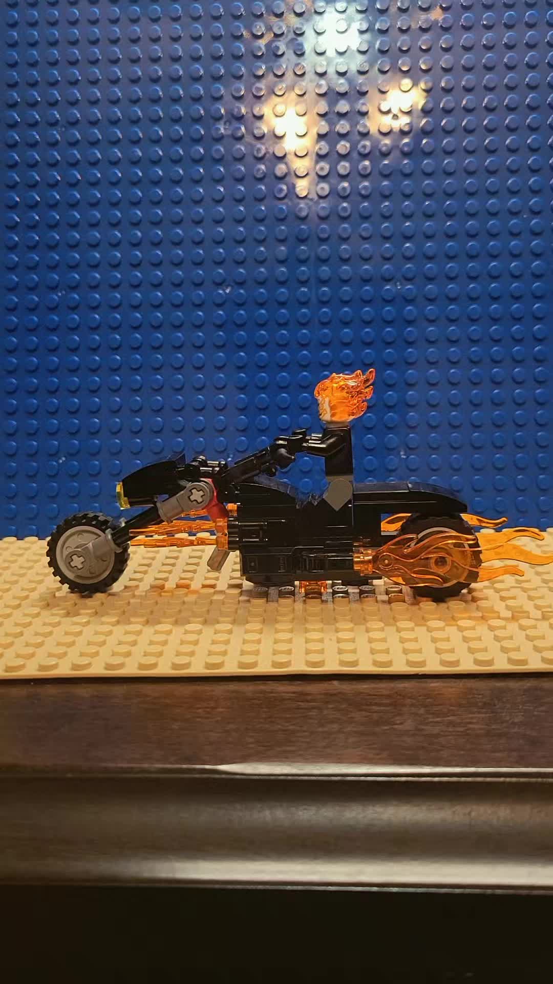 @Legends and Legos