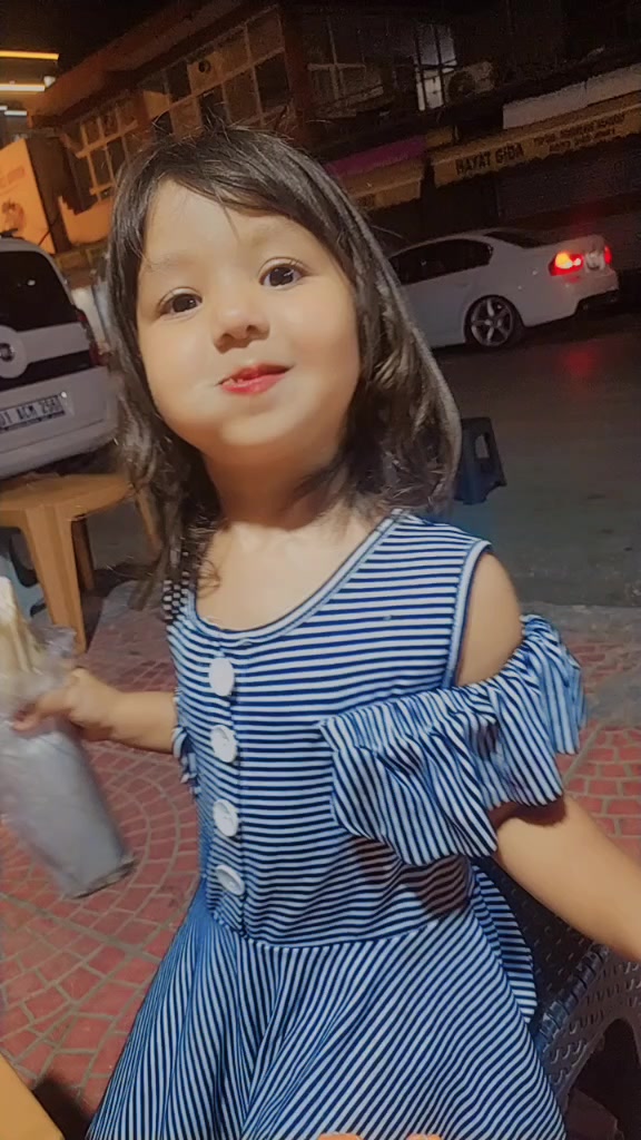@Ayşeg&uuml;lmahmut