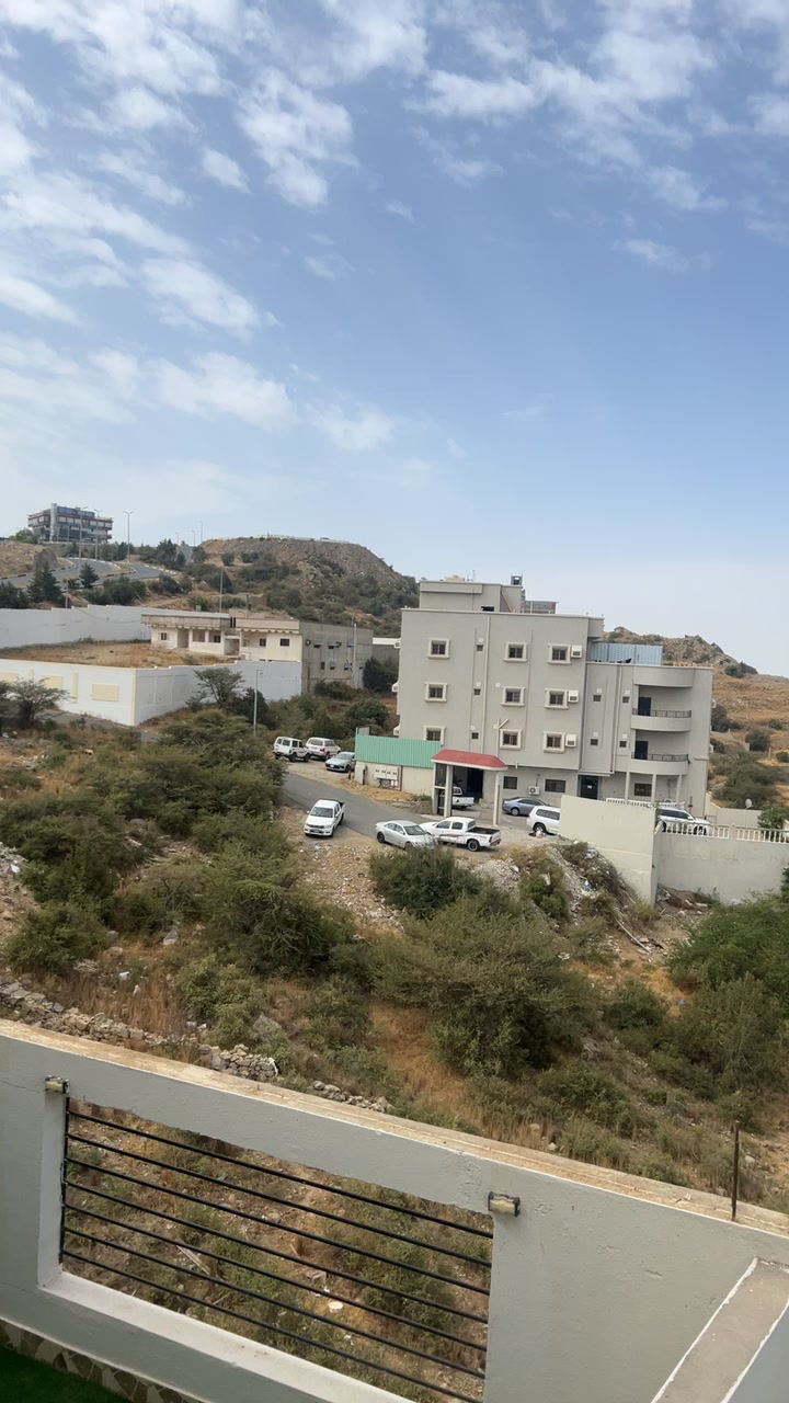 @لولو الحربي