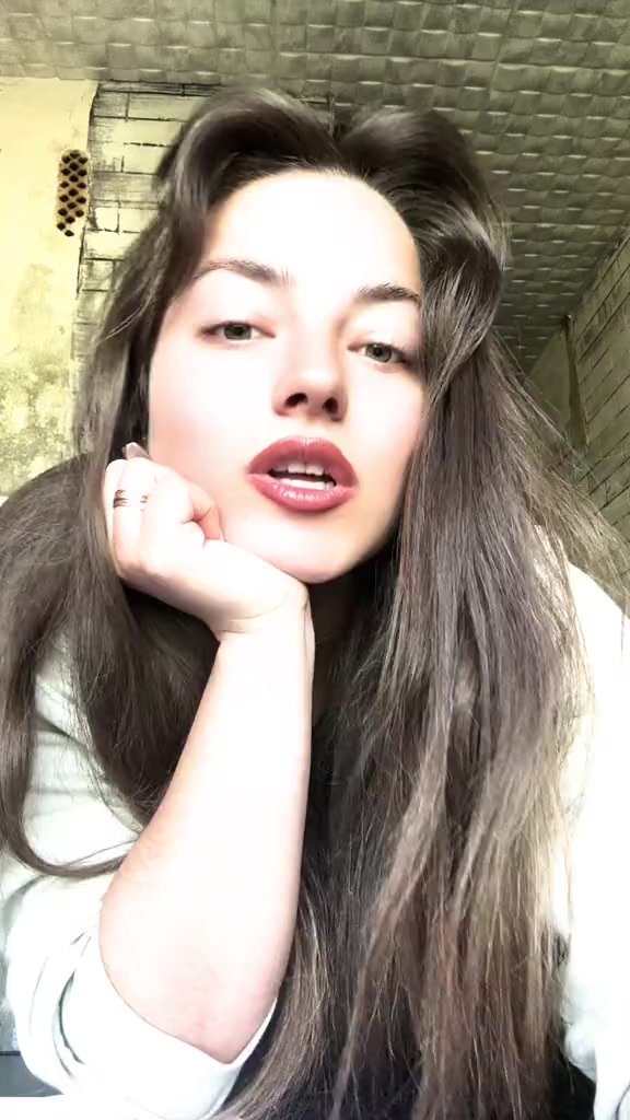 @ruki_na_stolik