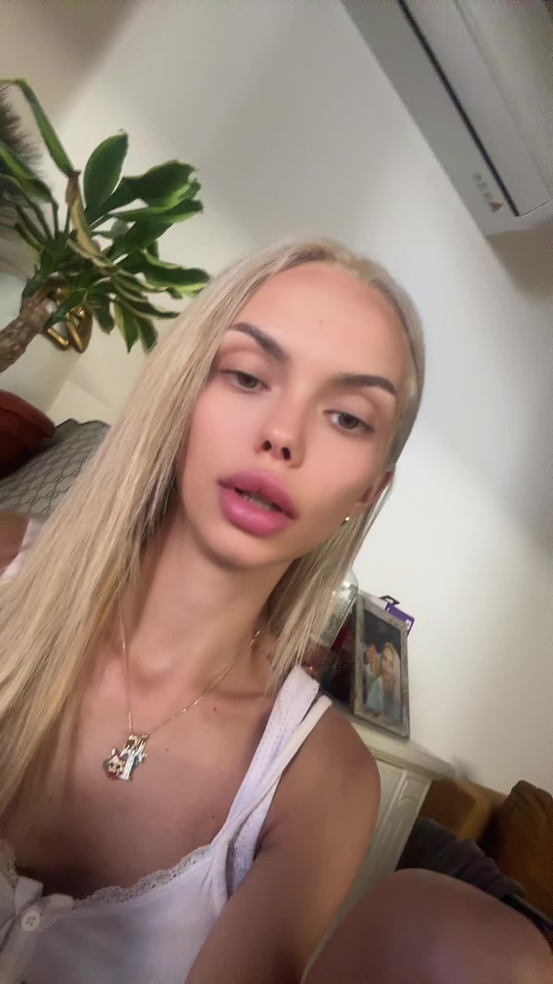@TrayannaA _AleksandroW