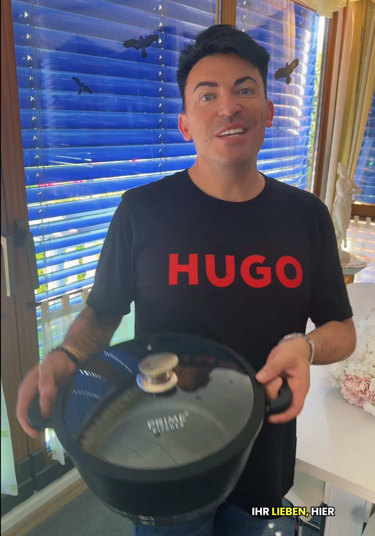 @Hubert Fella🏳️🌈