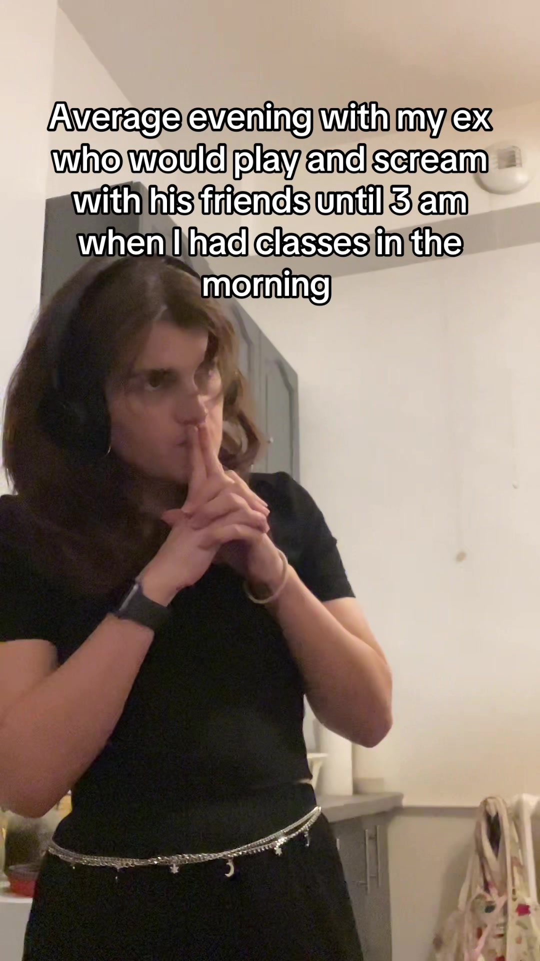 @L&ugrave;na