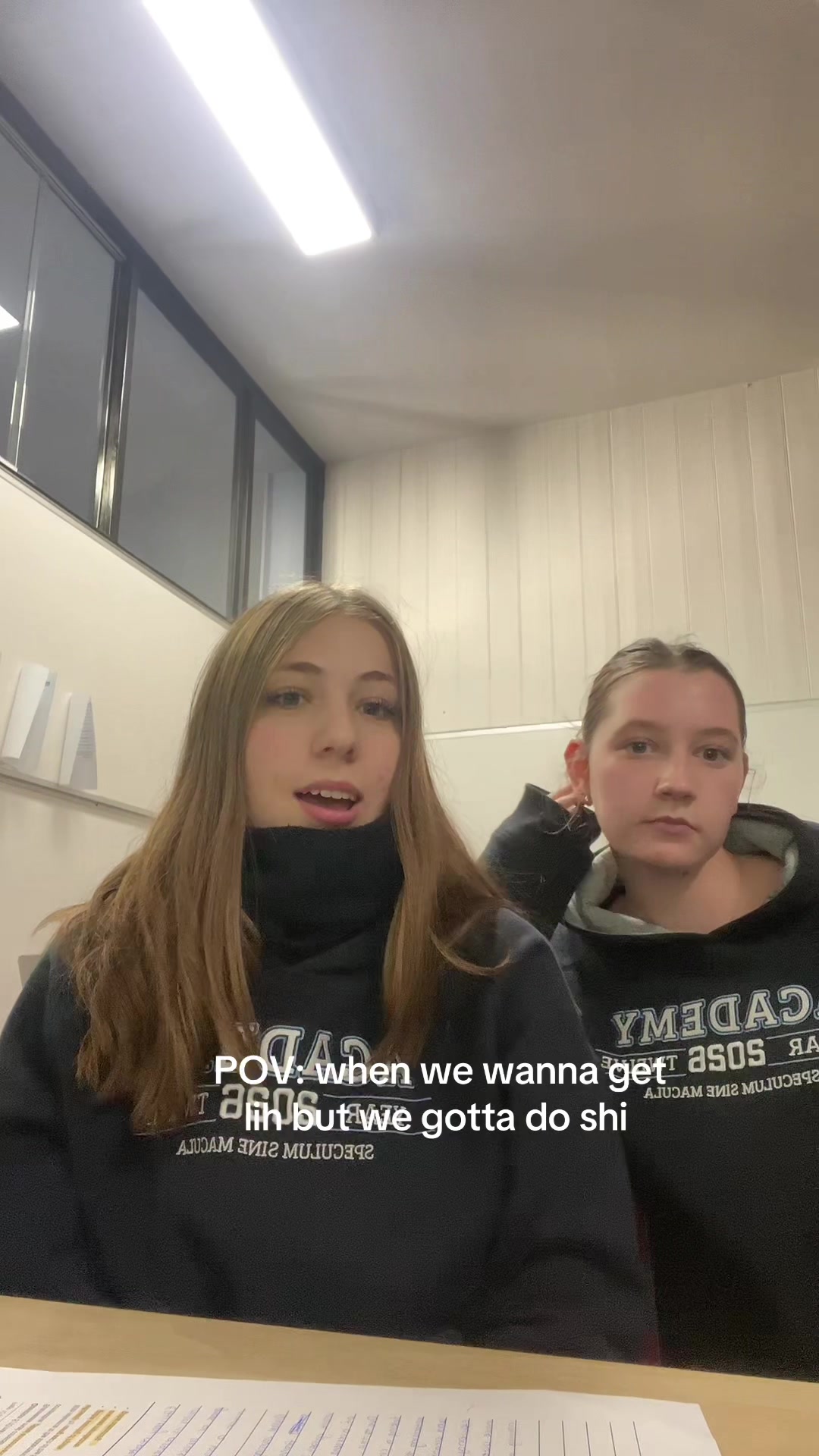 @giggletrons
