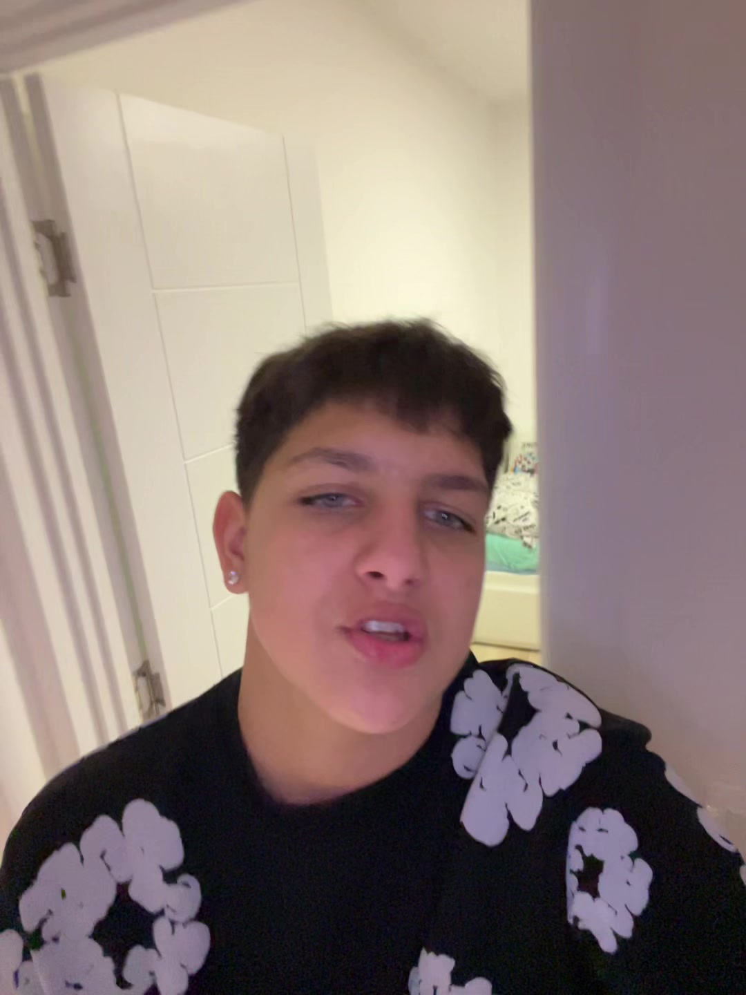 @leonboy