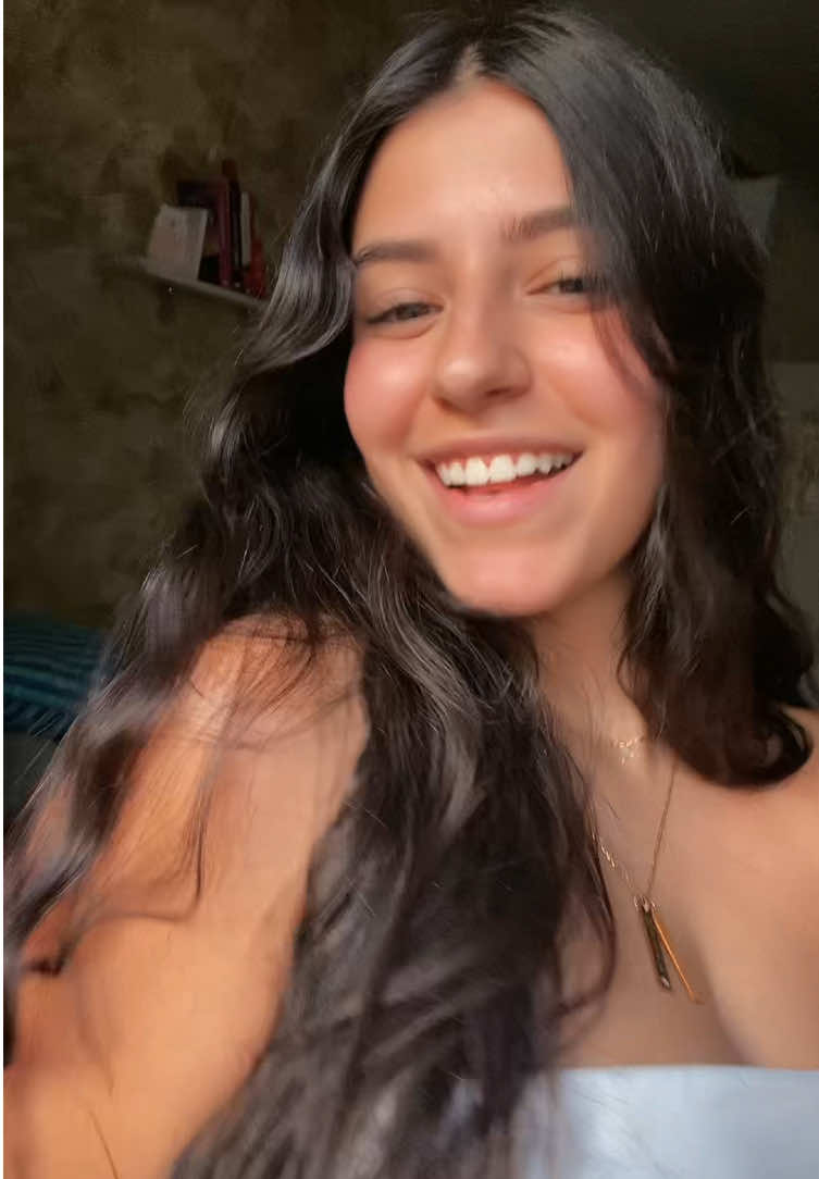 @Angeliita:)