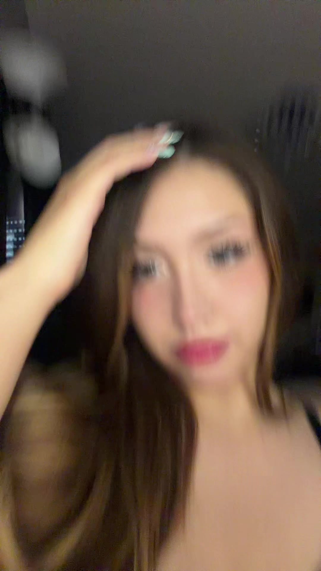 @Lesliee