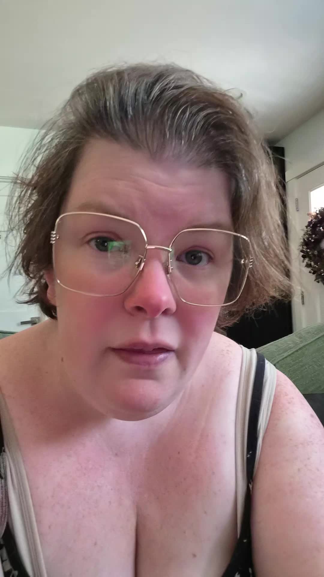 @Nealashitposts