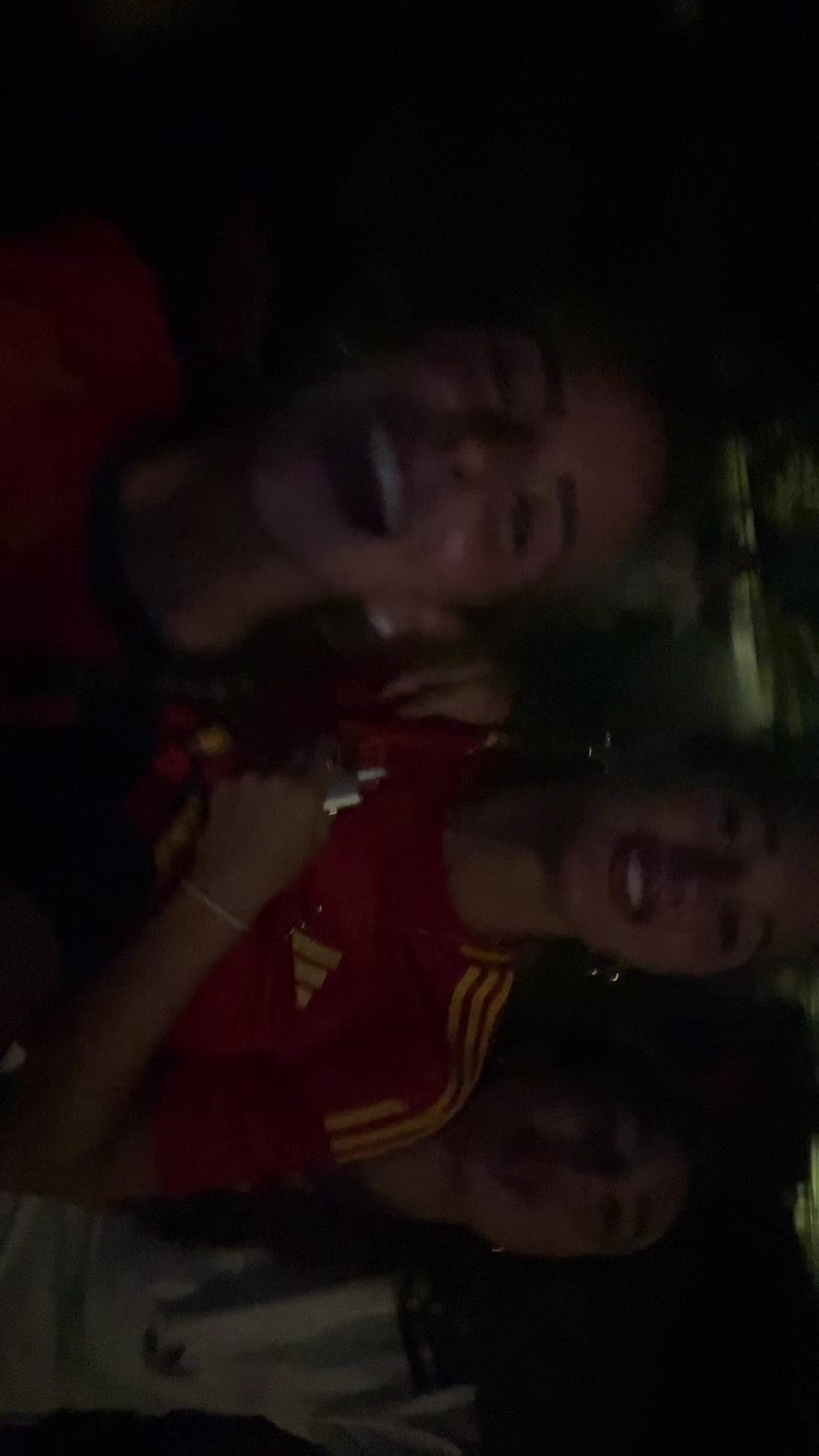 @clauudiaaz