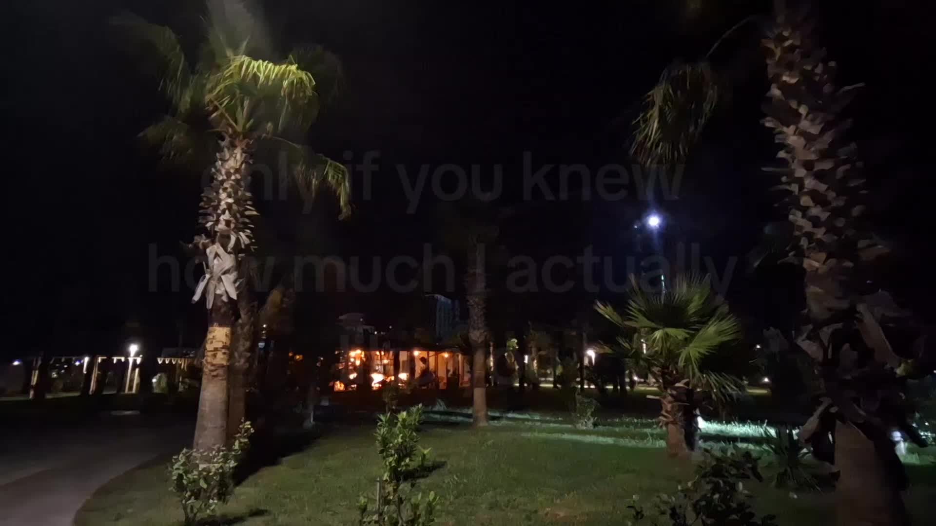 @니키