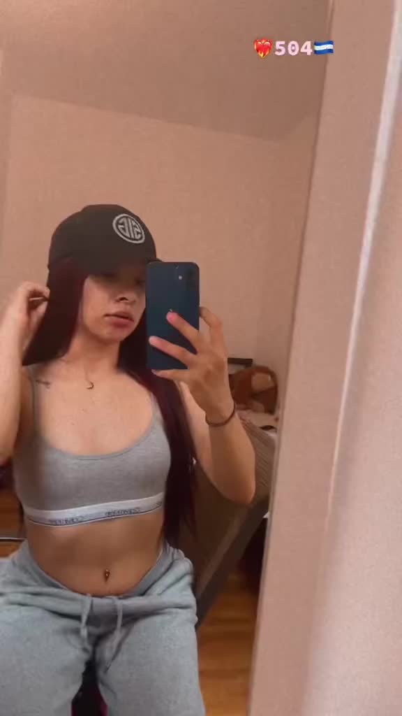 @💋𝙼𝙰𝚁𝙸𝙻𝚄🧚🏻&zwj;♀️