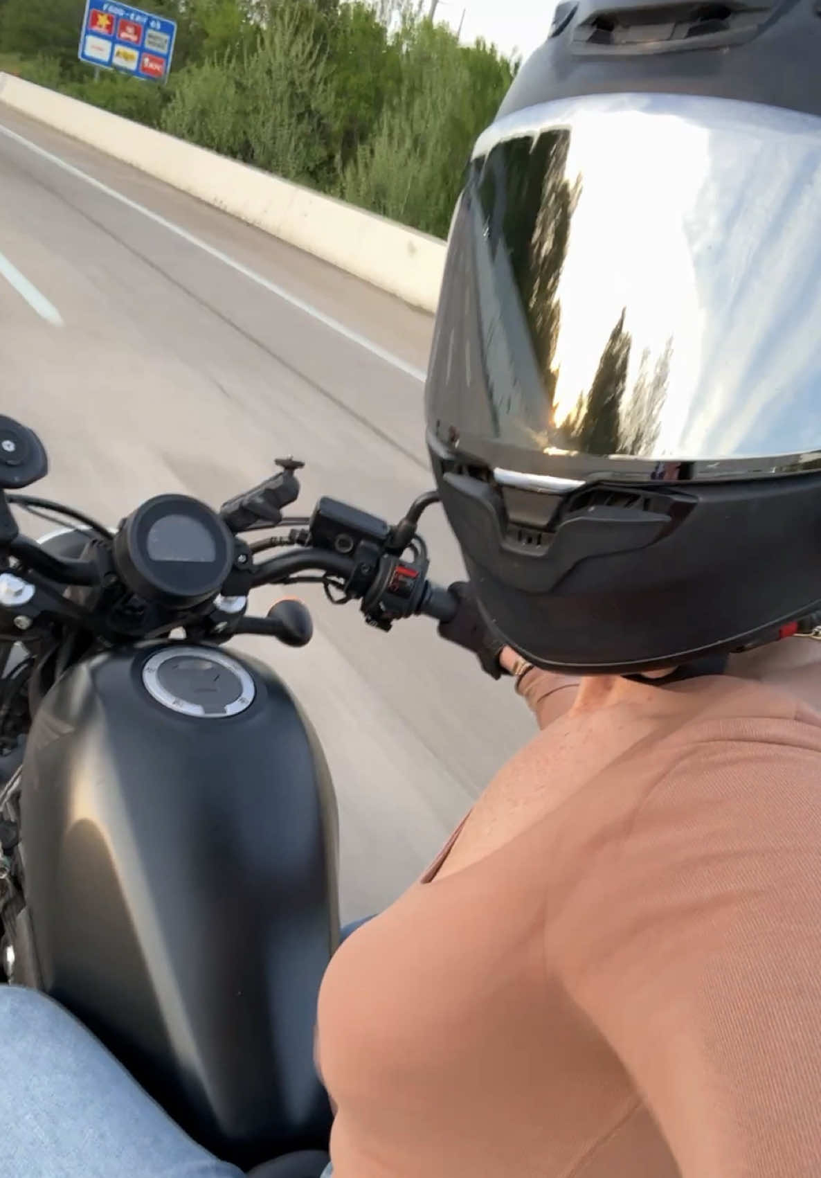 @kkmoto_cc