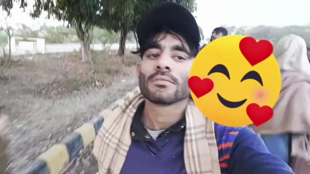@Mari pyari Maa