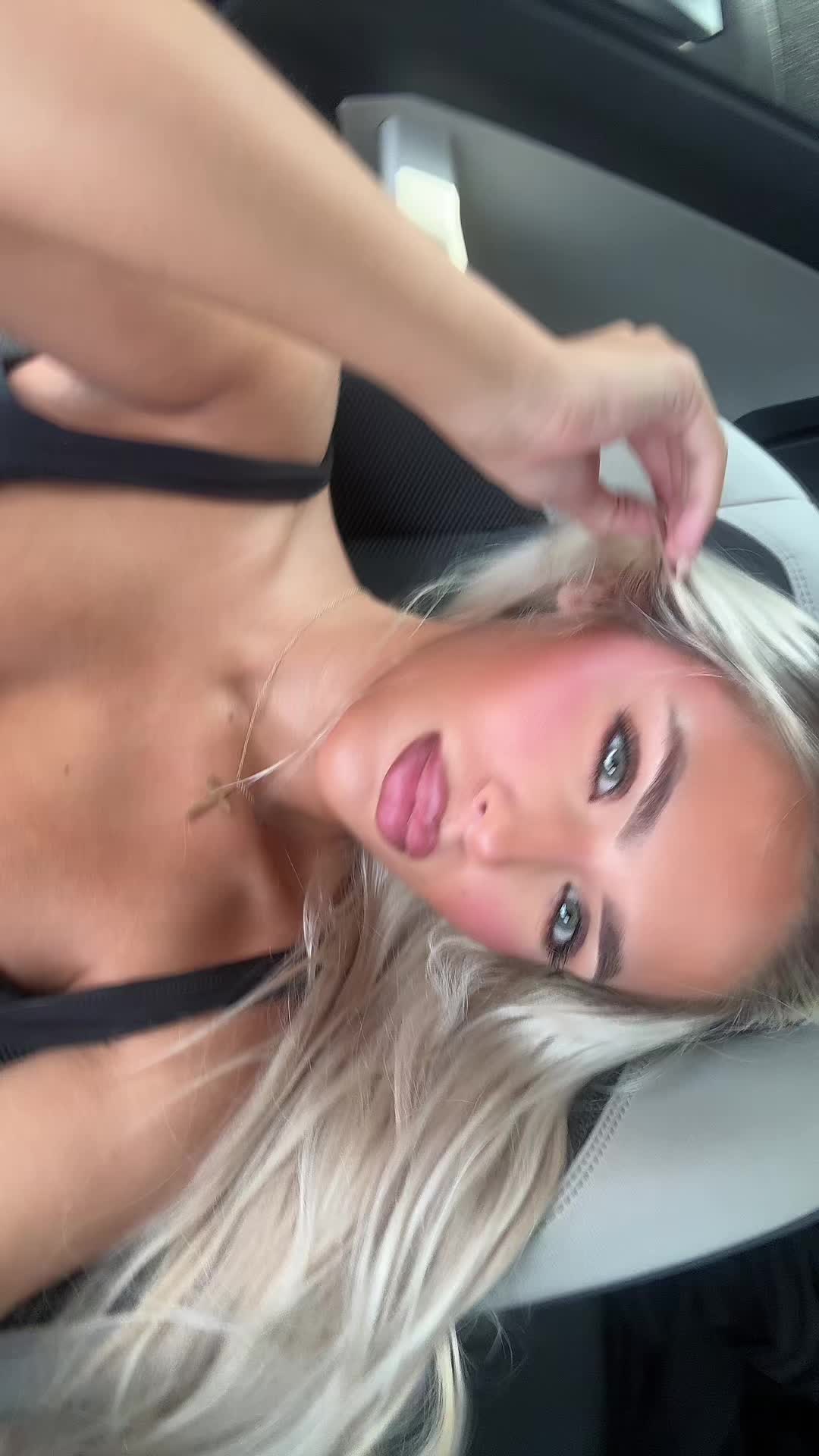 @coraleilani
