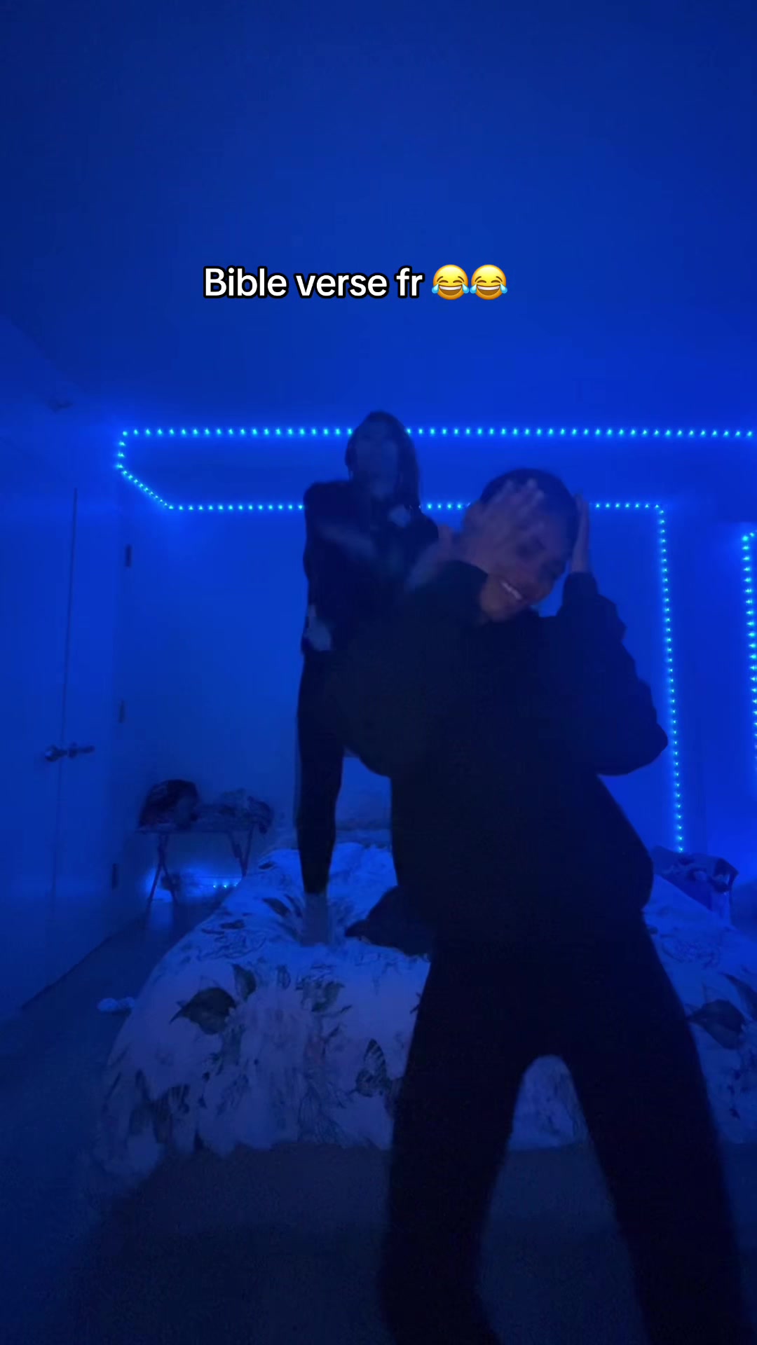 @💙.