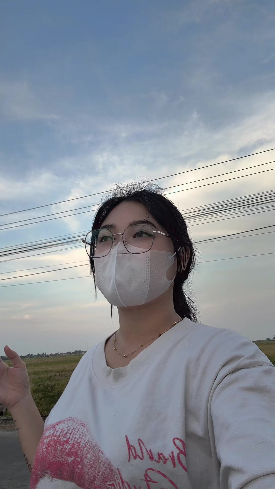 @𝐀𝐲𝐮_𝐑𝐚𝐡𝐚𝐧𝐢