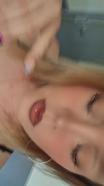 @𝐿𝑜𝓊𝒶𝓃𝑒 𝒞𝒽𝒶𝓃𝑒𝓁