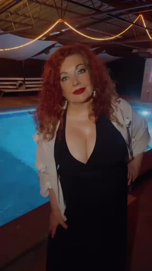 @jessicarizzoreal