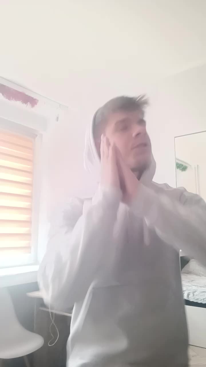 @Jakub Ciechanowski