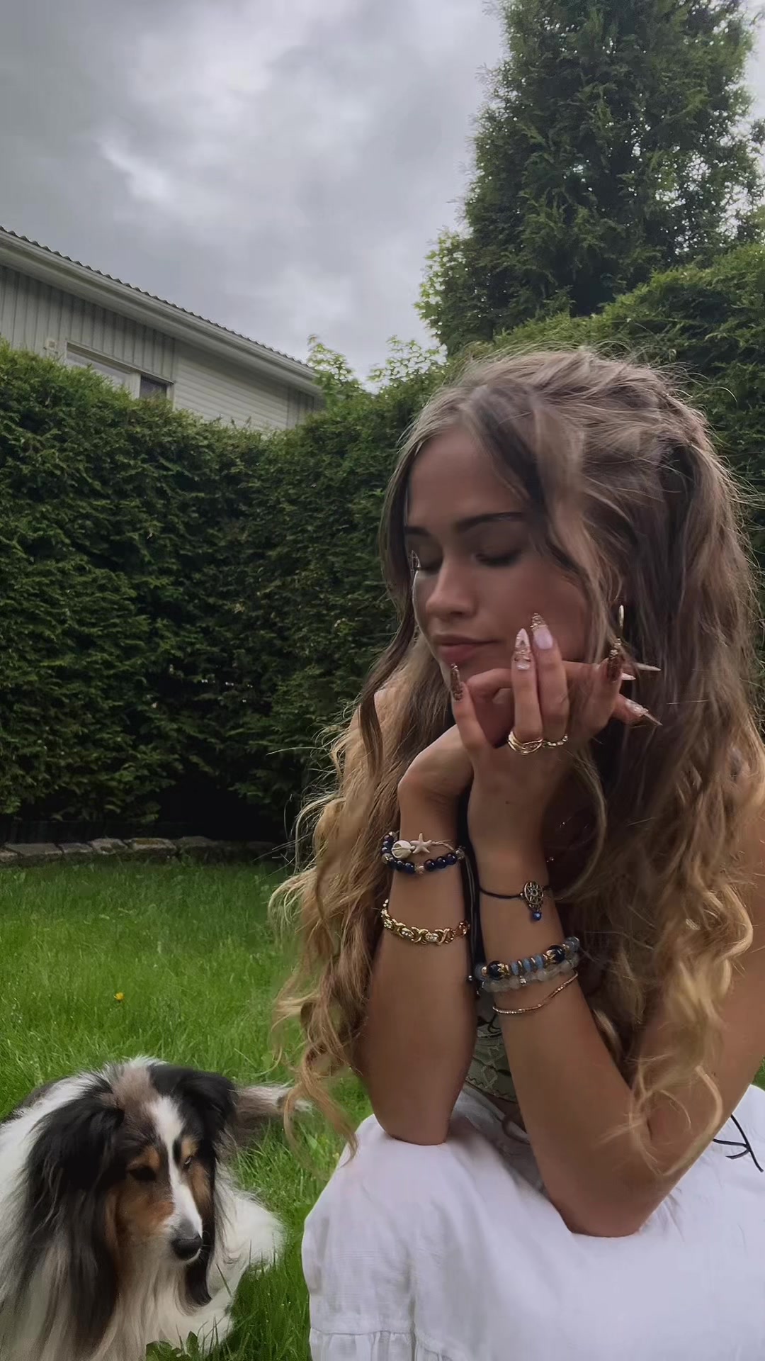 @nia