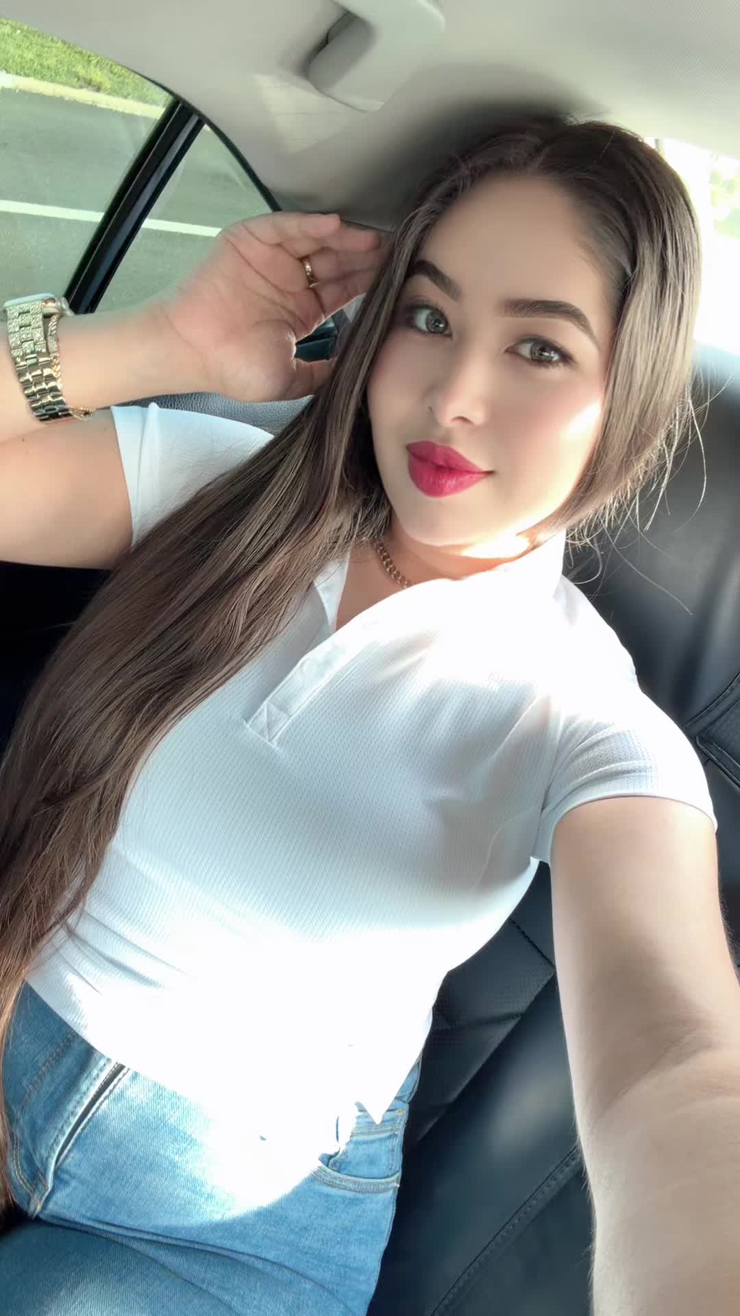@Mey J Perez