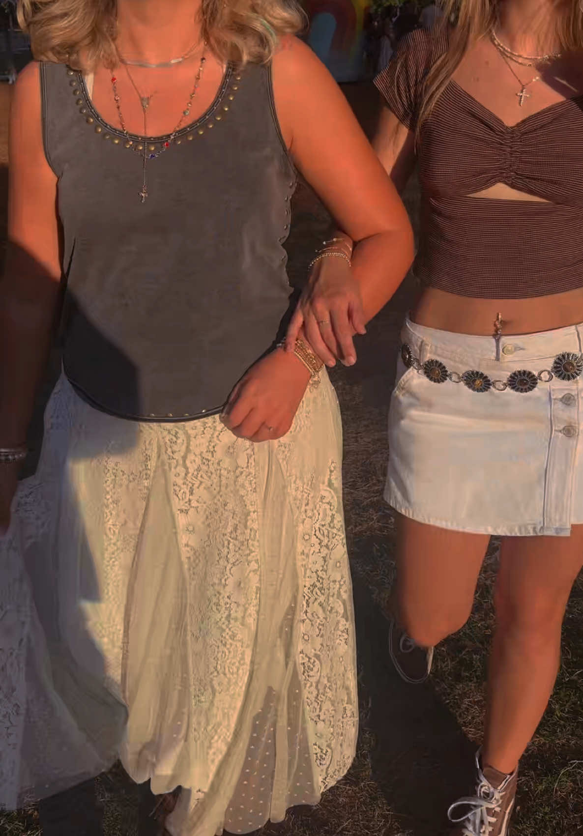 @chloe🪩🐞🎞️