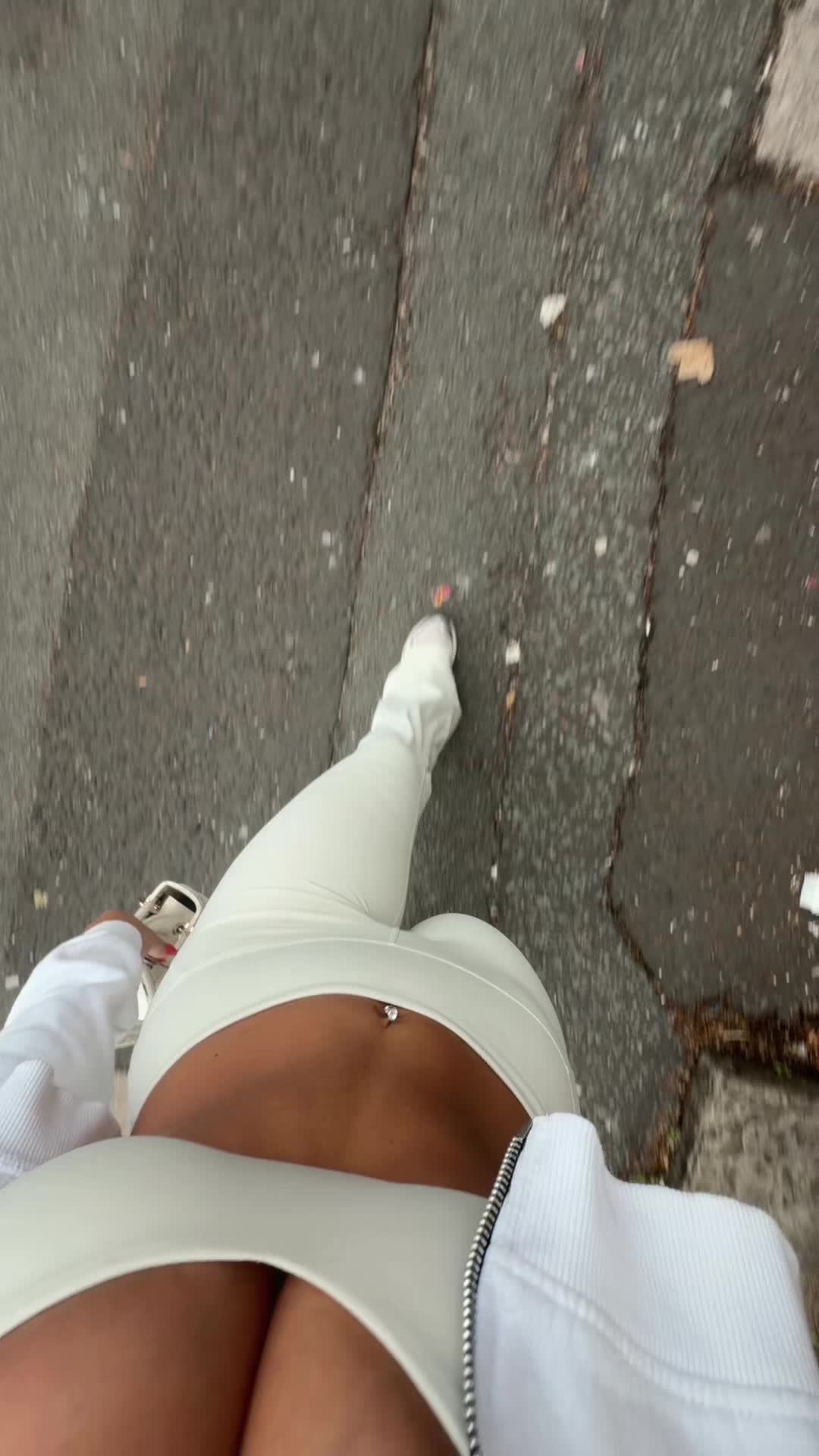 @BrookeJaneGreen