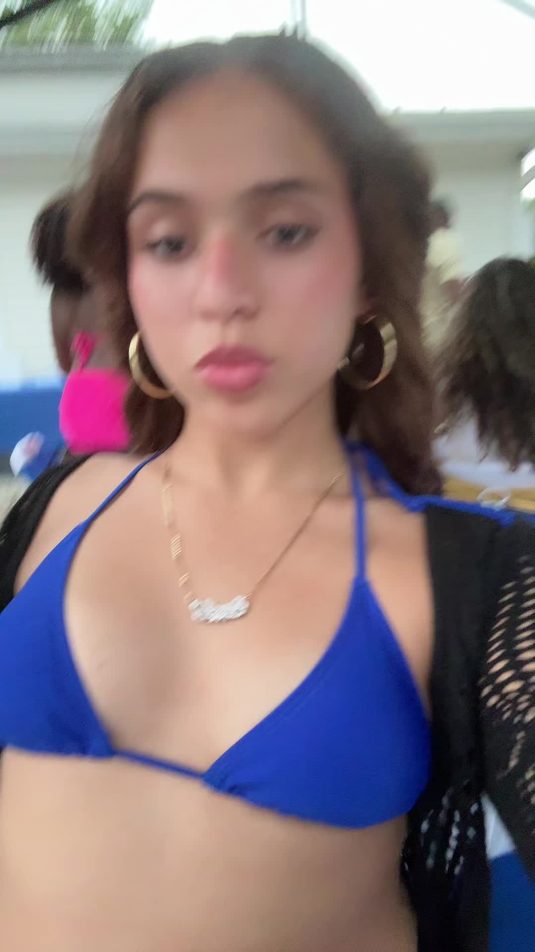@Simeily 🌺
