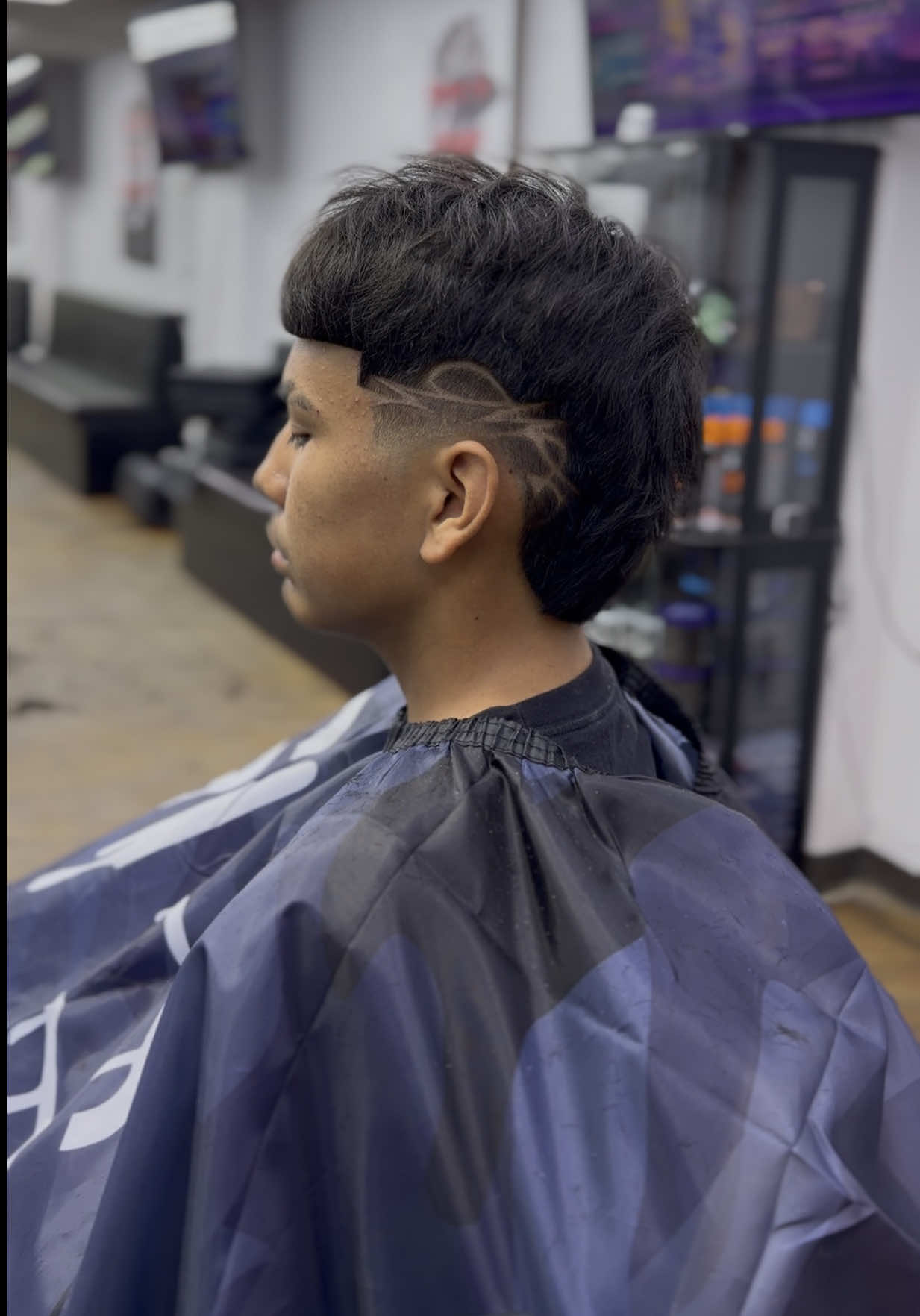 @Jisai Barber