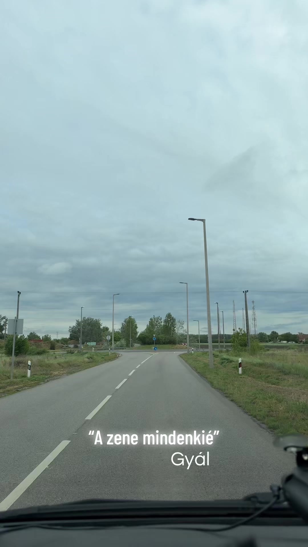 @Téglási István