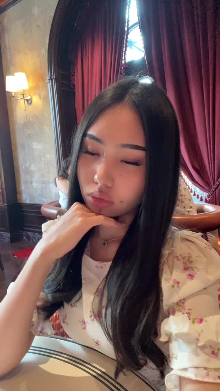 @𝓐𝓲𝓼