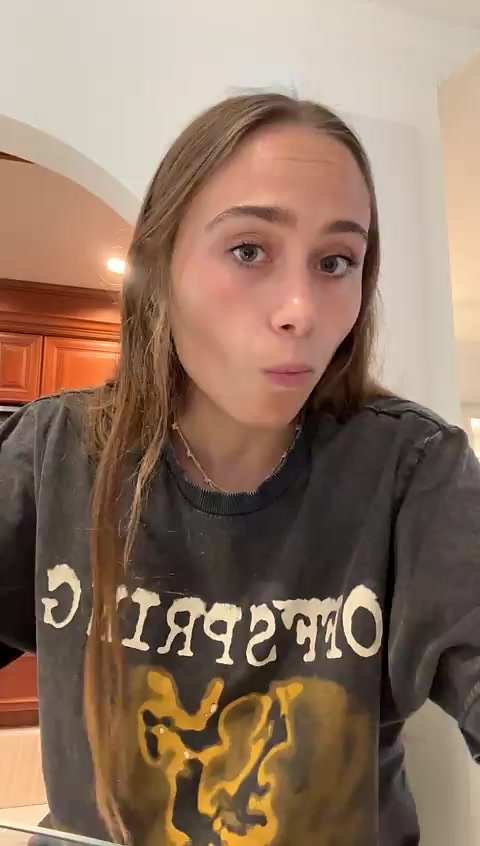 @Youstilldontknowme