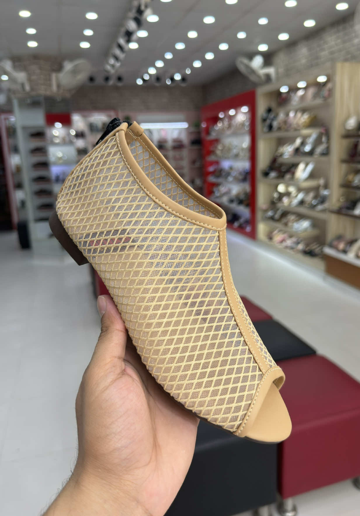 @English shoes Layyah