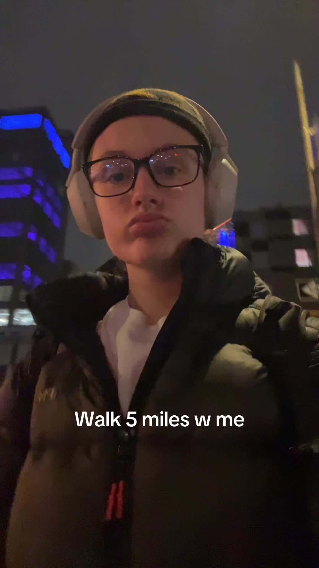 @Ava