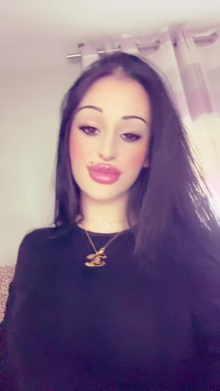 @Chanelitaa