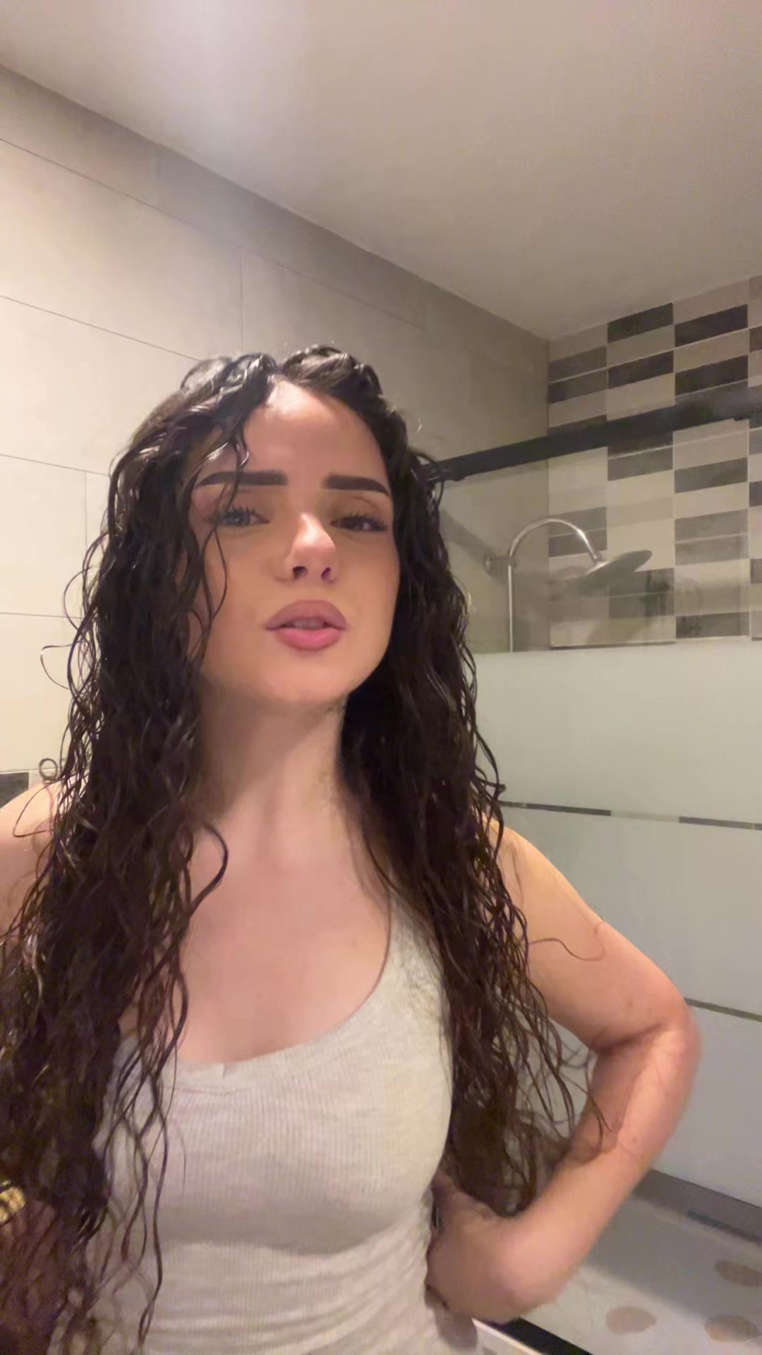 @aari.diiaz