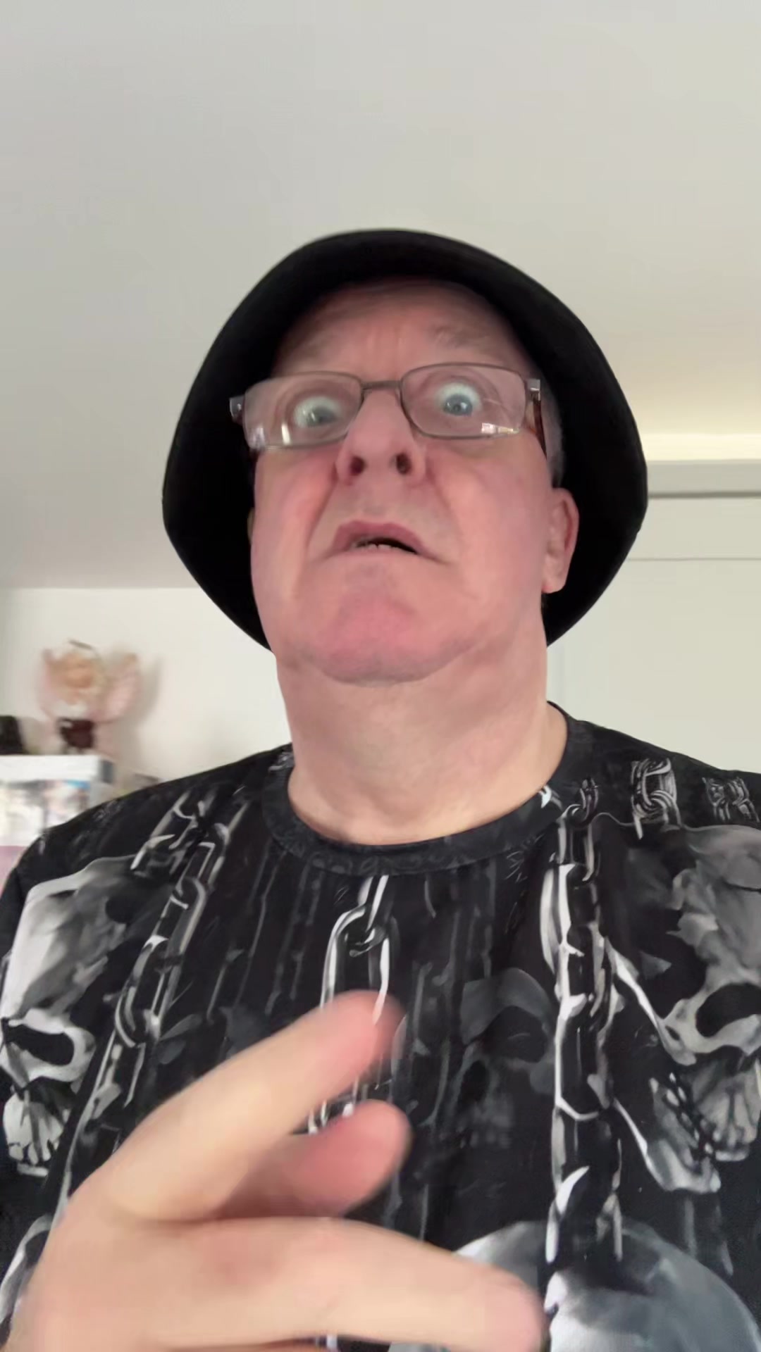 @TECHNO GRANDAD