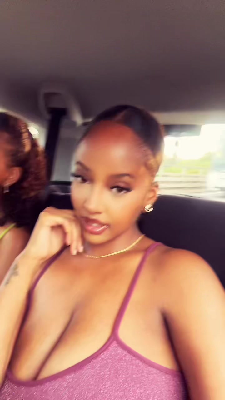 @Lia