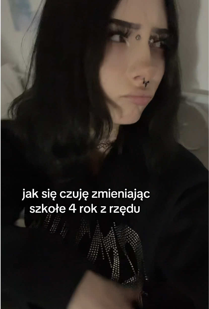 @𝐰𝐨𝐬𝐢𝐤𝐨𝐰𝐚🪽
