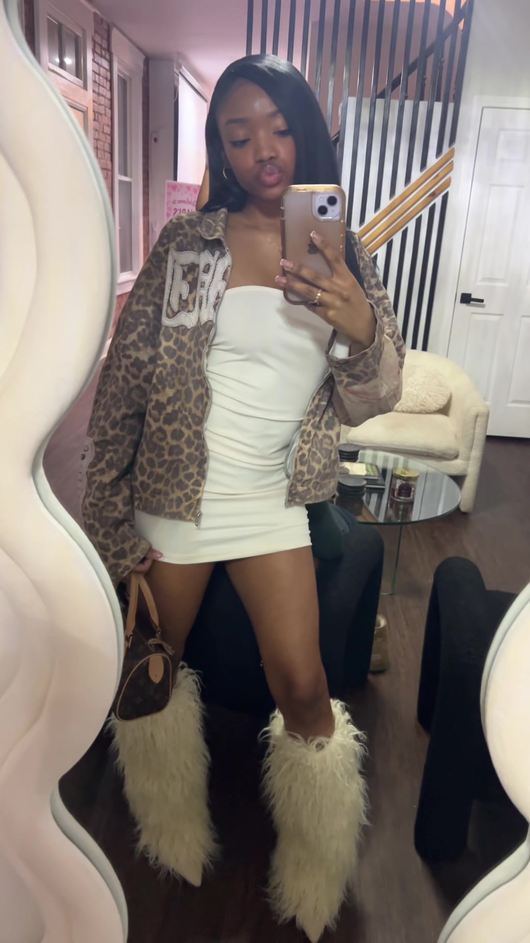 @breeaamoyri