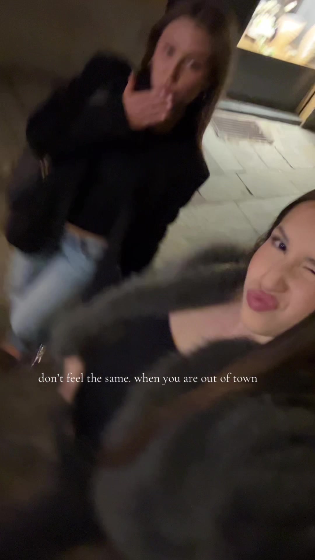 @María