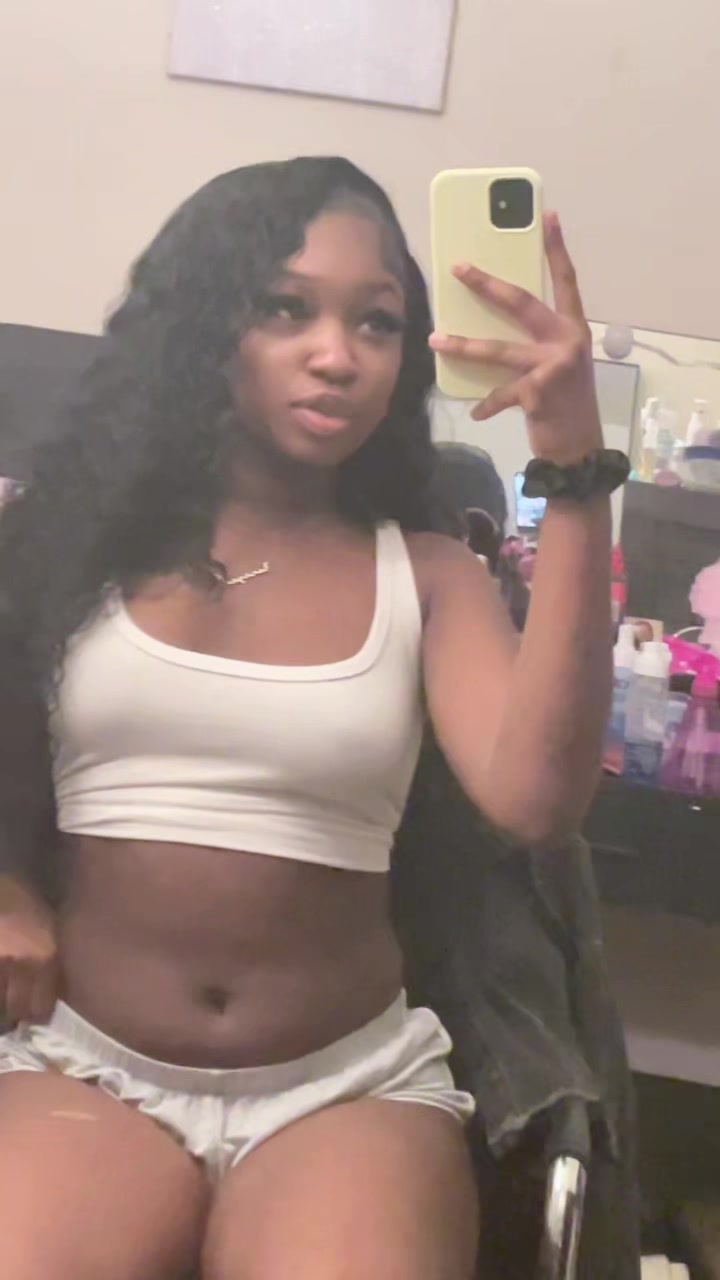 @errthangpretty