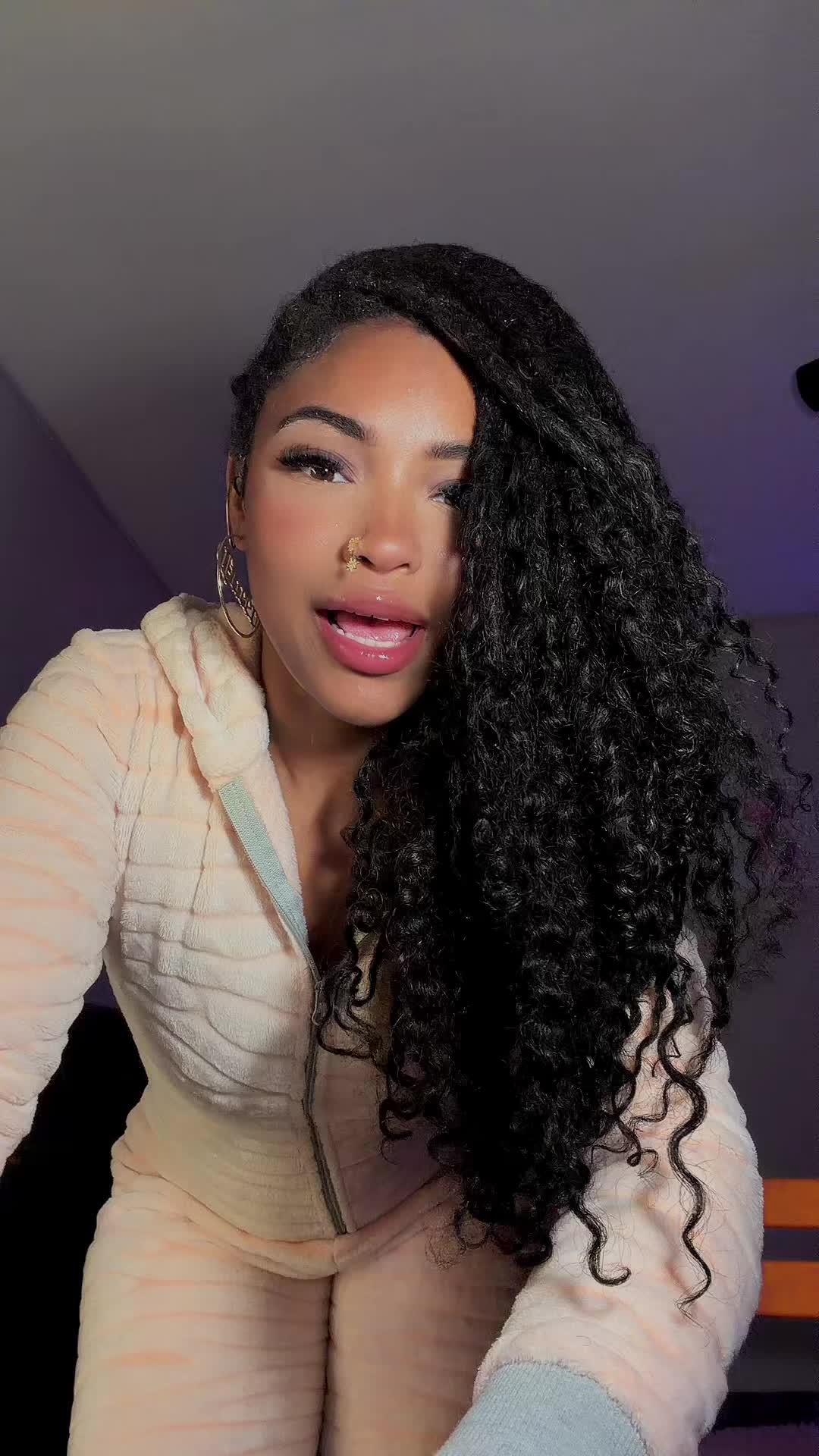 @Ashayla Anu