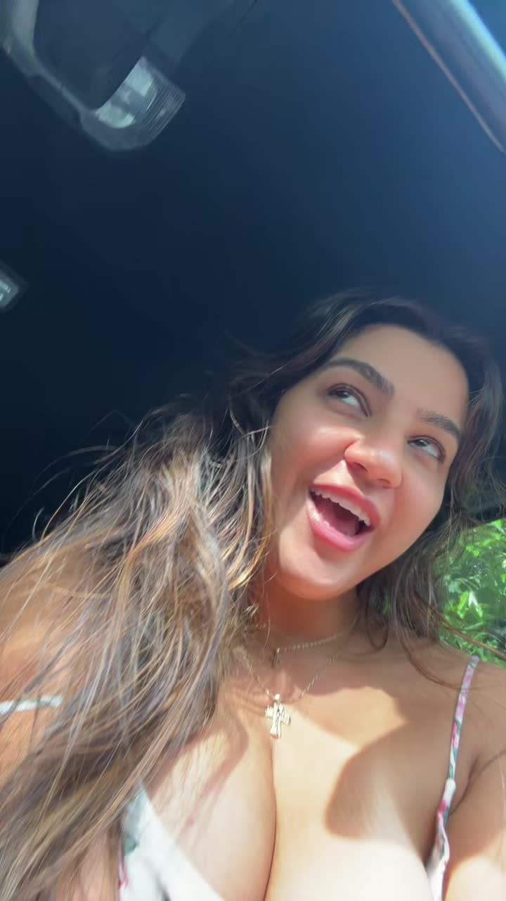 @Clarita🌴