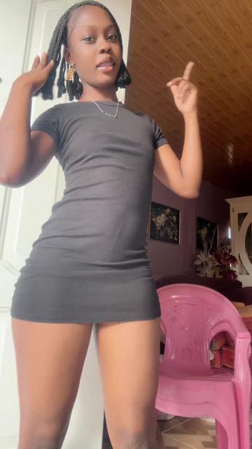 @😩ONE&ONLYMiss RAY🍑🍯 🤏🏽