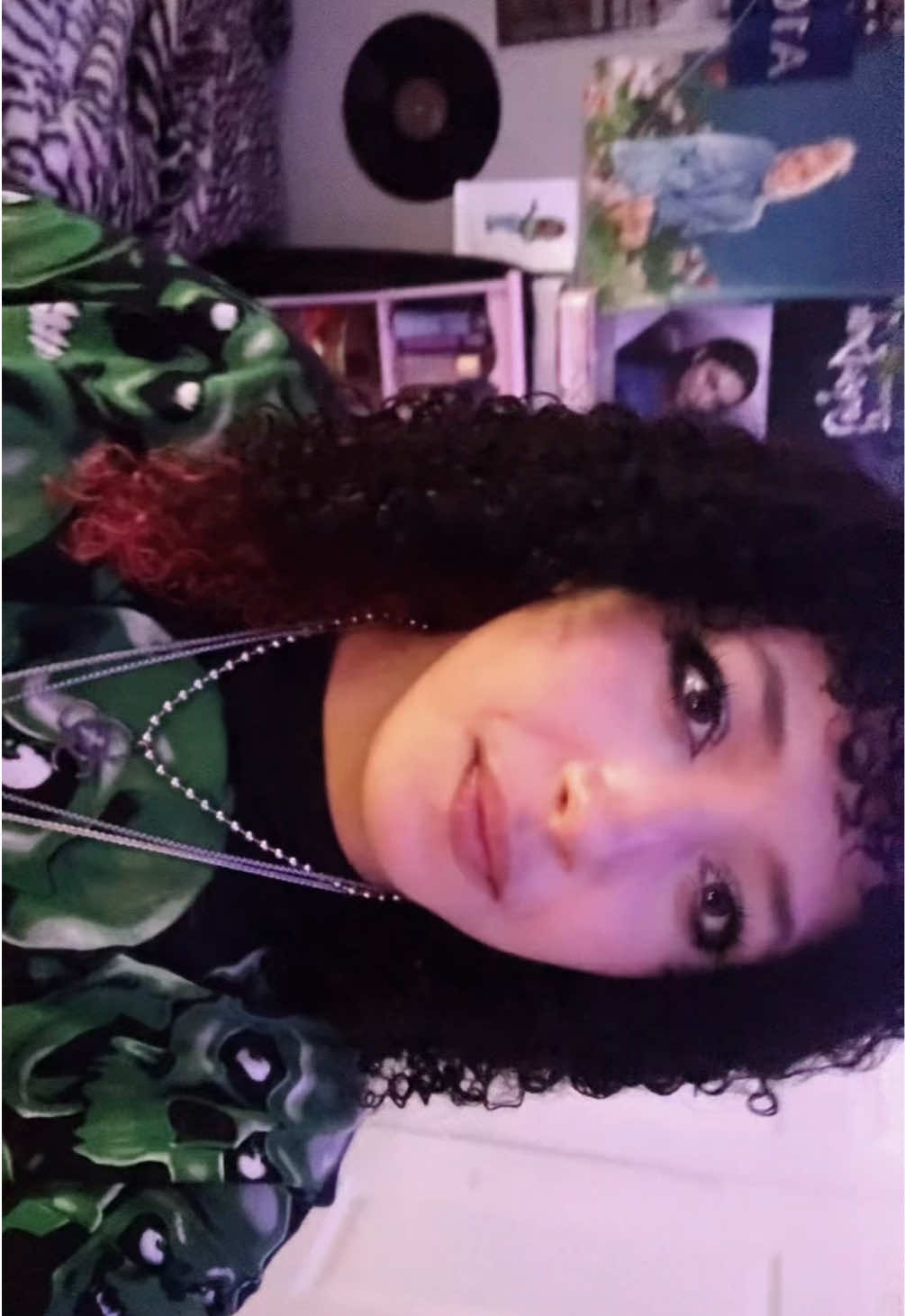 @Zombie_lola🧟♀️🧟♀️