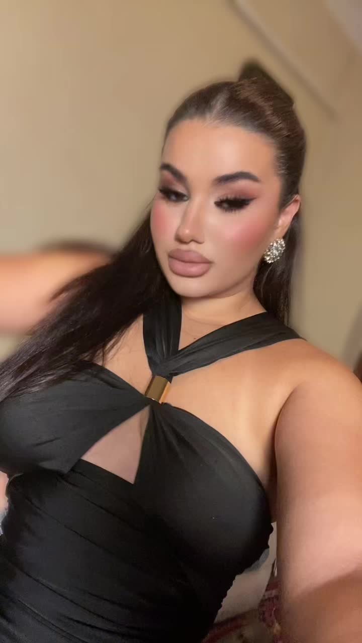 @Ana_criss8