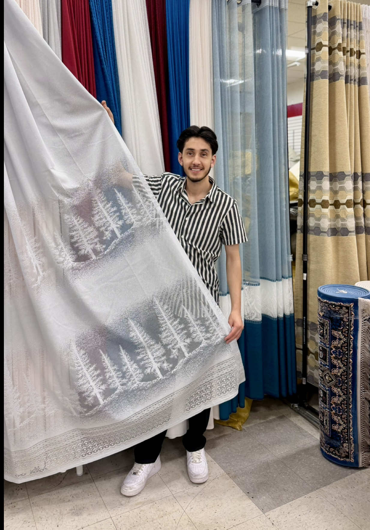 @Royal Rugs - قالین فروشی رویال