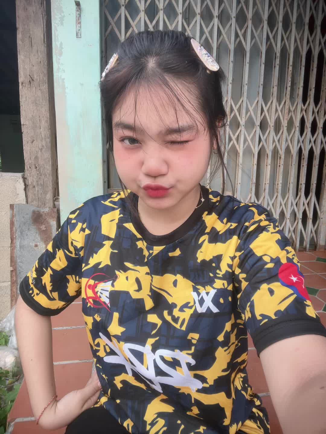 @_ /-/KP